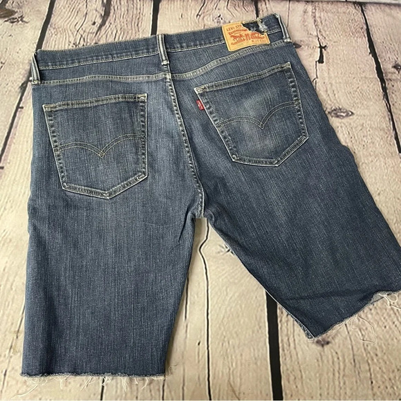 Levi’s cut off 508 shorts size 36 - Picture 1 of 3